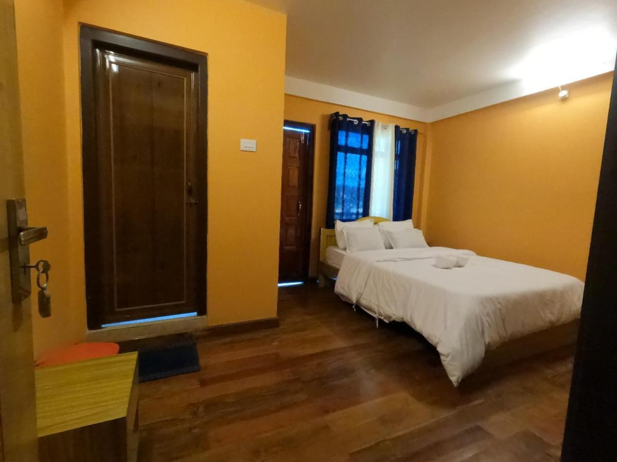 Aurora Guest House Shillong Extérieur photo