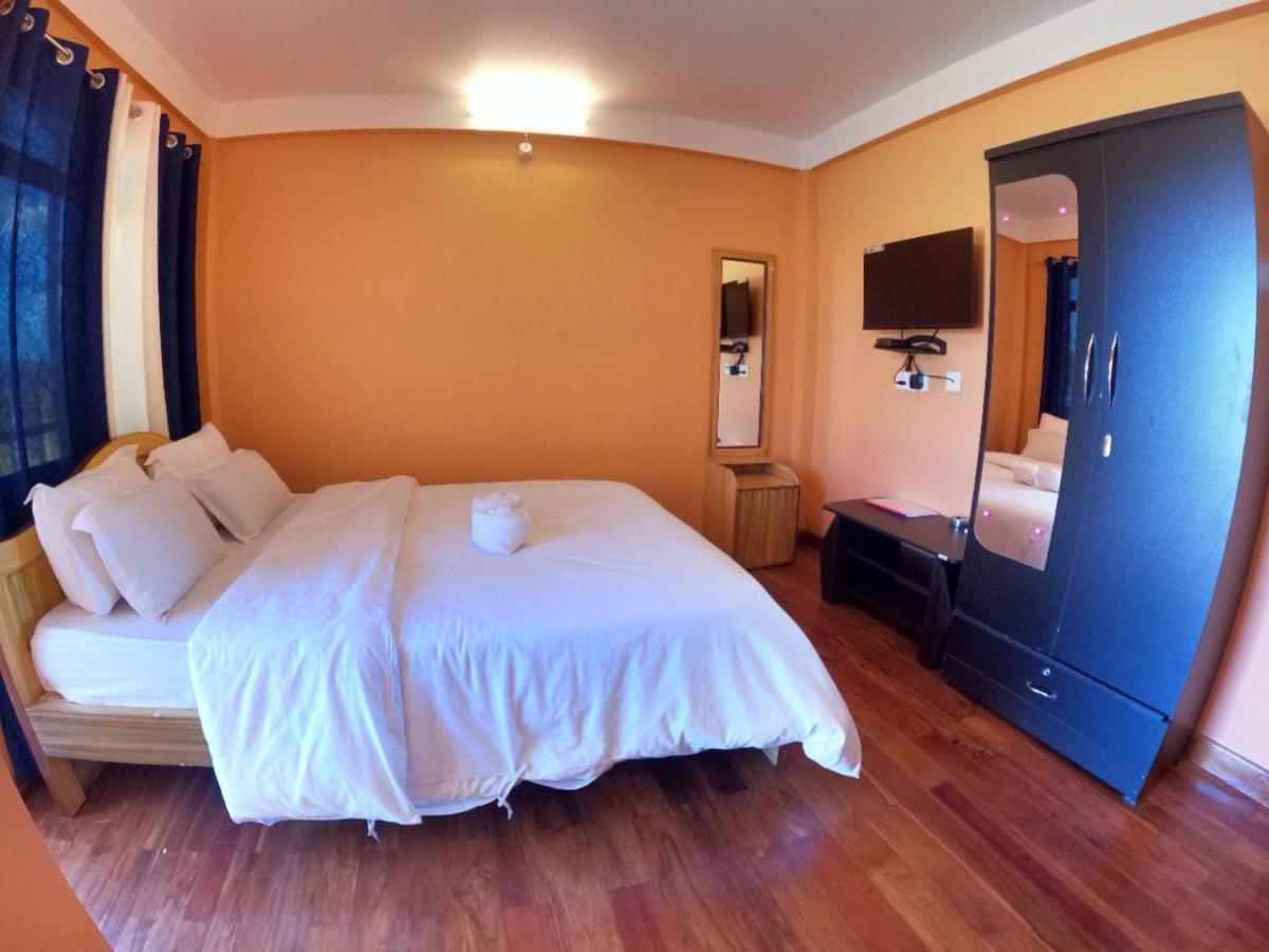 Aurora Guest House Shillong Extérieur photo
