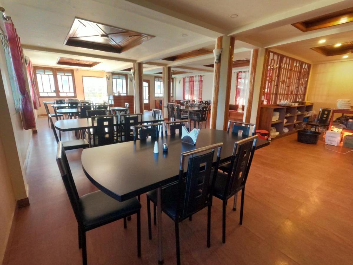 Aurora Guest House Shillong Extérieur photo