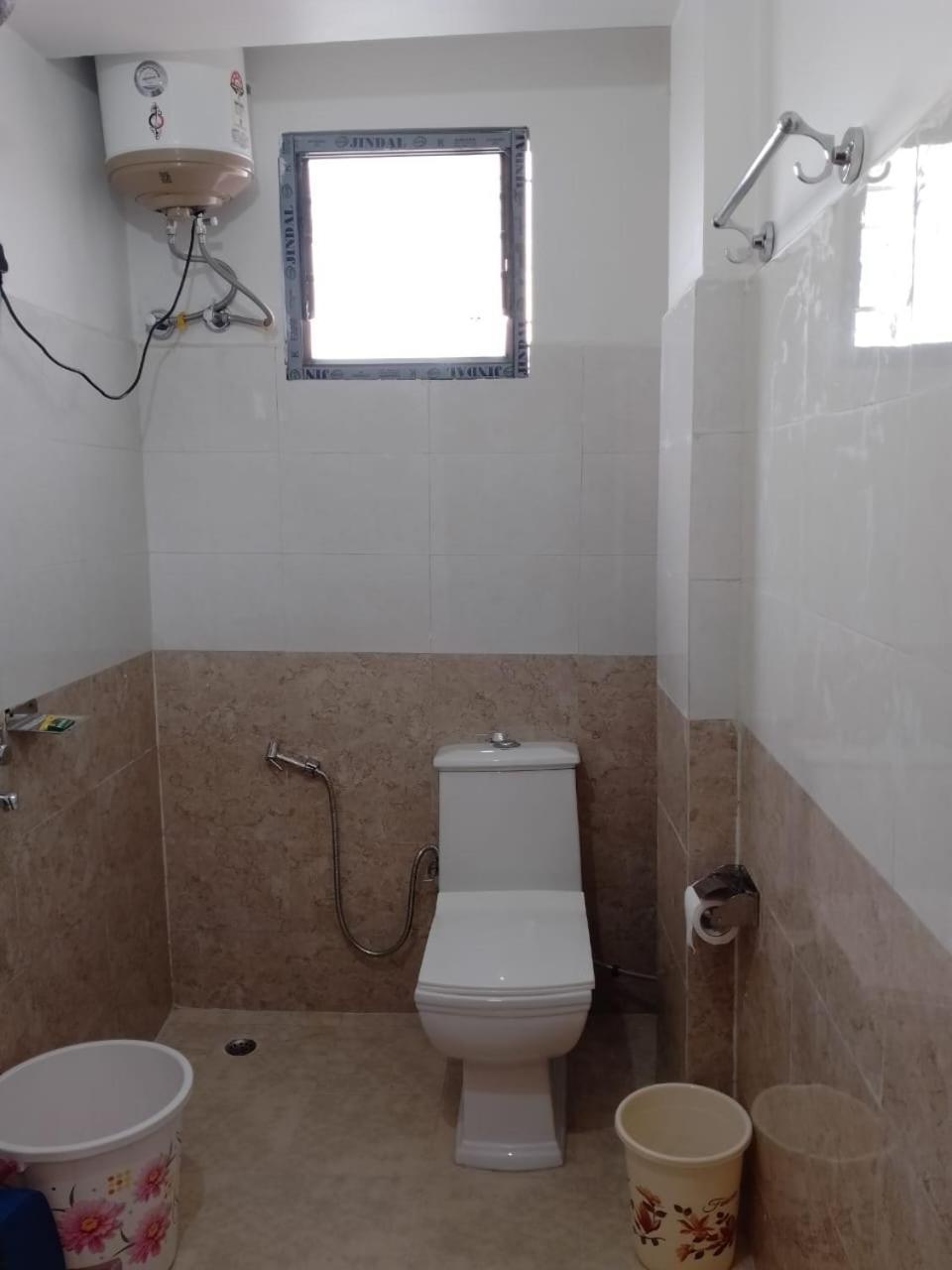 Aurora Guest House Shillong Extérieur photo