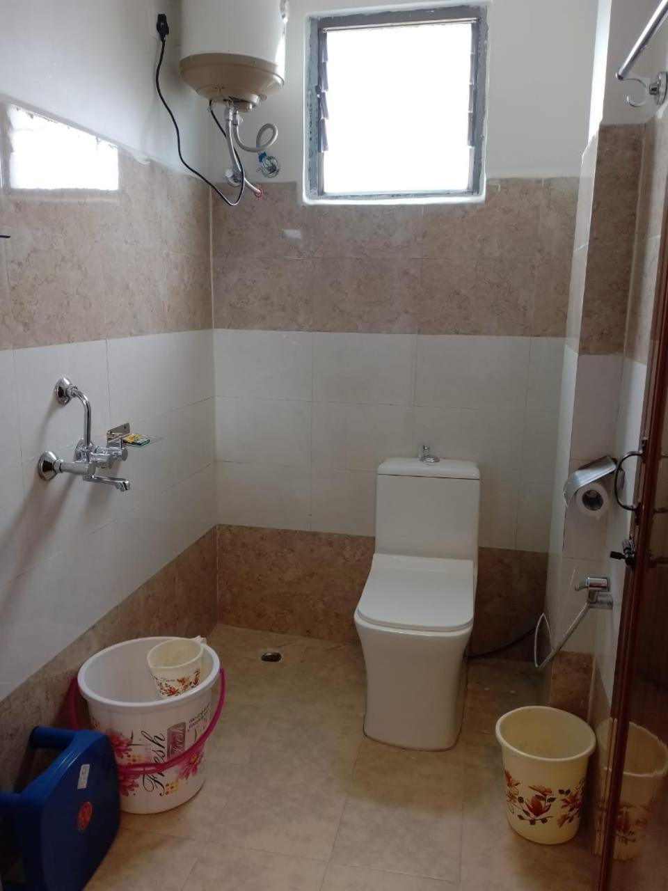 Aurora Guest House Shillong Extérieur photo
