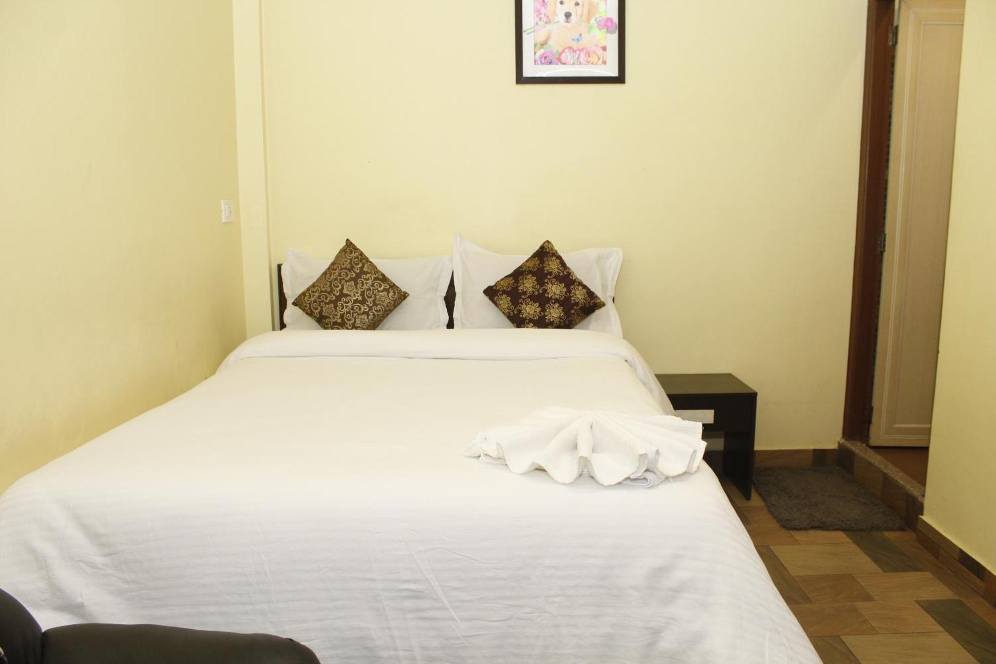 Aurora Guest House Shillong Extérieur photo